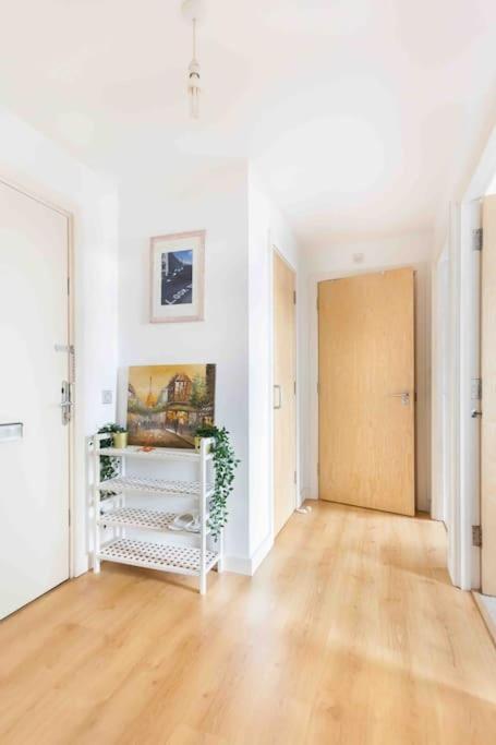 Appartamento Spacious 2 Bedroom In Near Tube